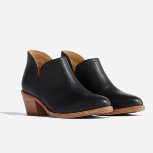 NISOLO Mia Everyday Bootie -- Size 8.5